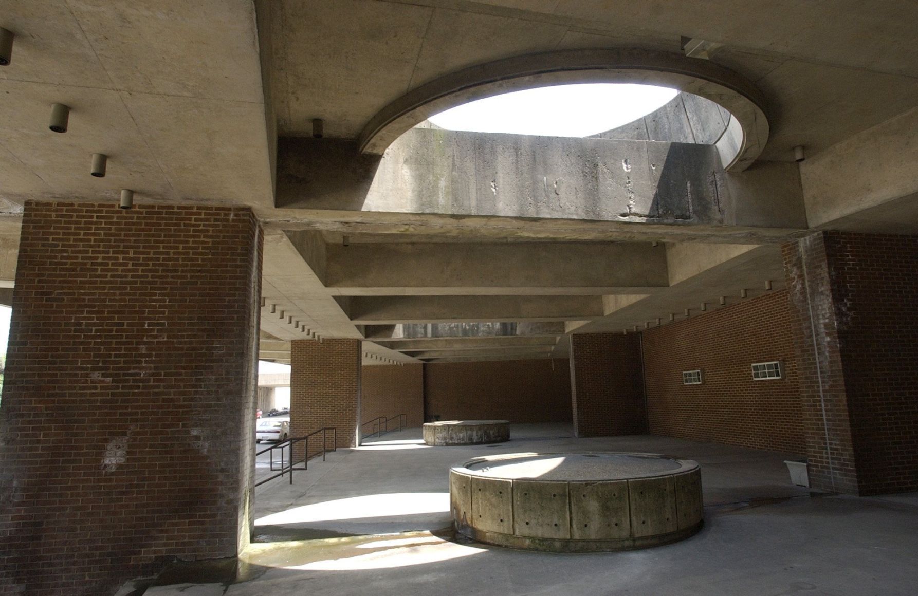 RICHMOND COLISEUM 3